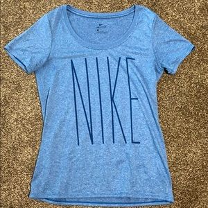 NIKE scoop neck t-shirt